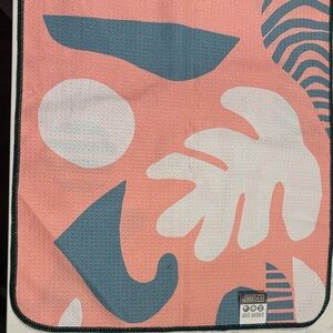 Leus golf towel
